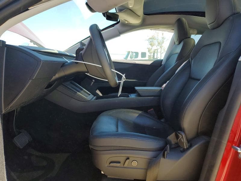 2026 TESLA MODEL Y 7