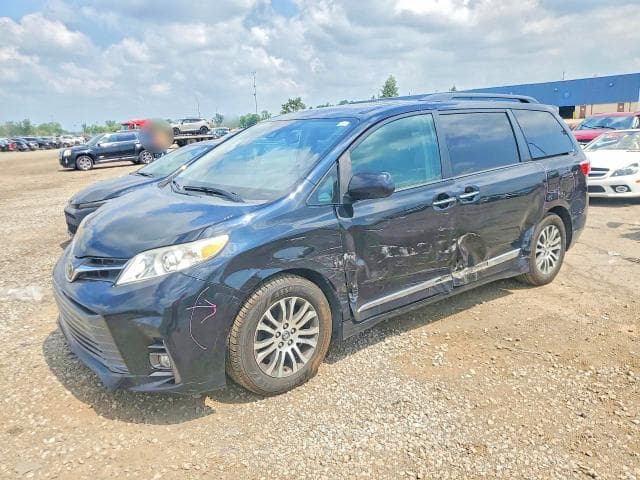 2018 TOYOTA SIENNA XLE PREMIUM 8-PASSENGER - 1