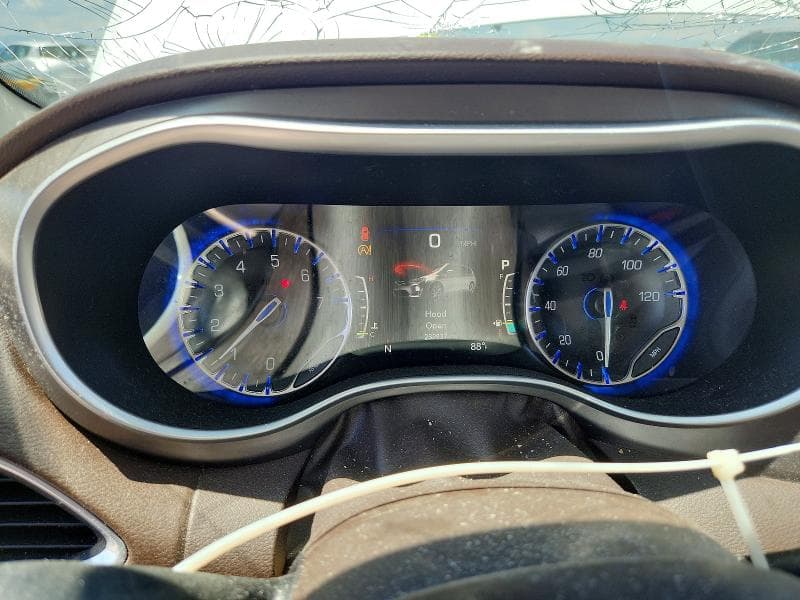 2018 CHRYSLER PACIFICA TOURING L PLUS 9
