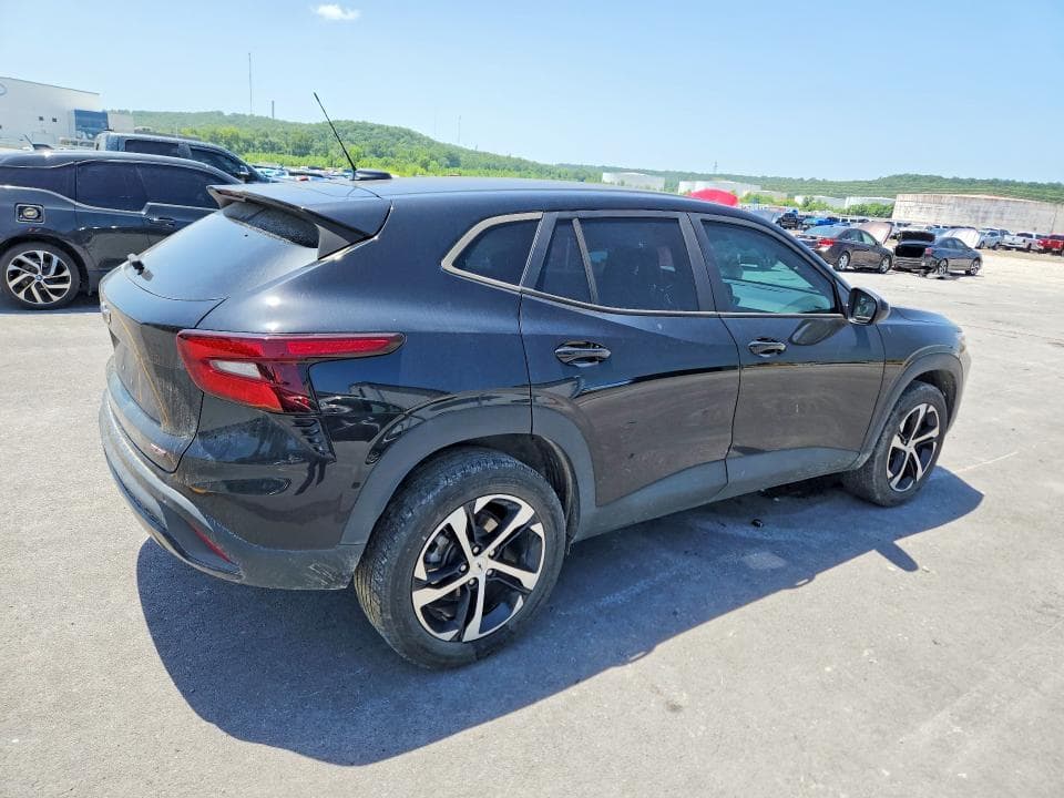 2024 CHEVROLET TRAX 1RS 3