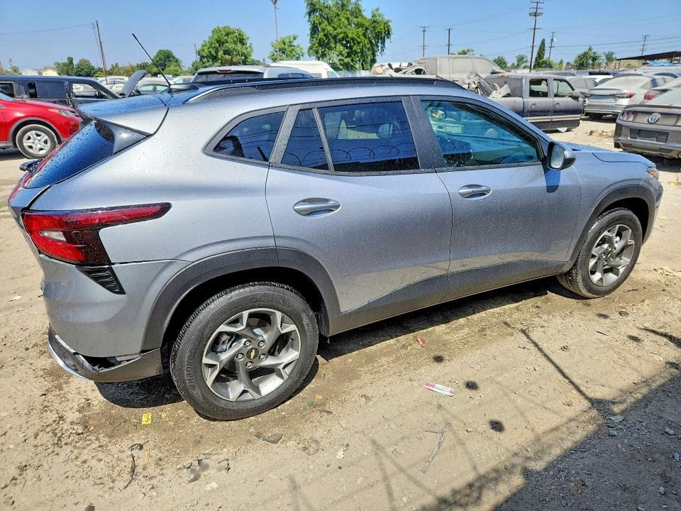 2026 CHEVROLET TRAX 1LT 3