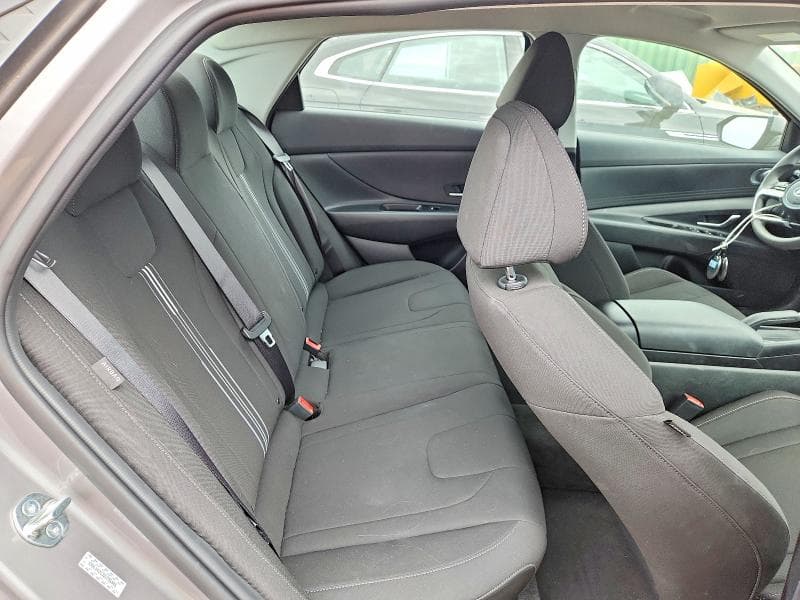 2024 HYUNDAI ELANTRA SEL 10