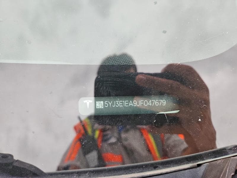 2018 TESLA MODEL 3 13