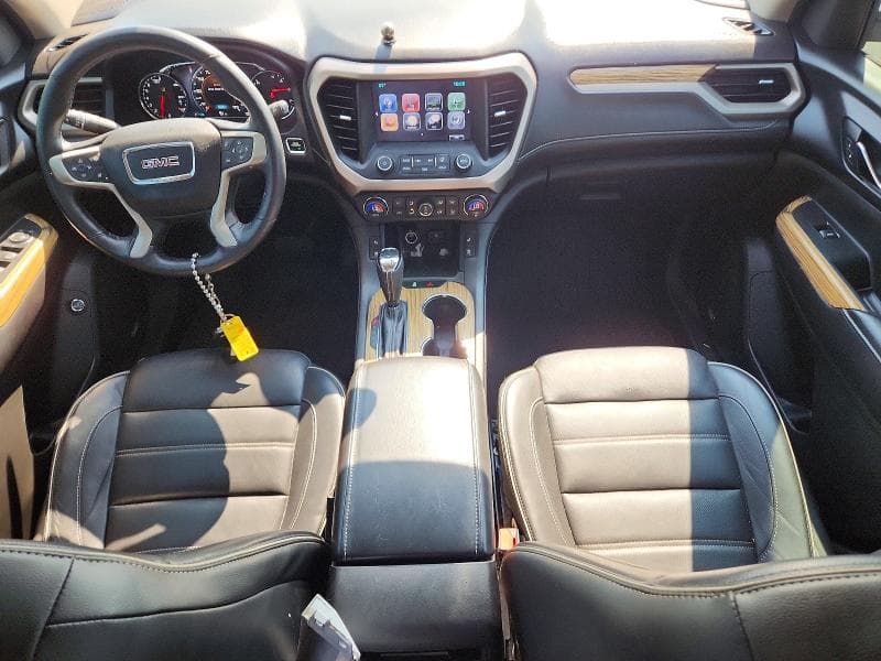 2017 GMC ACADIA DENALI 8