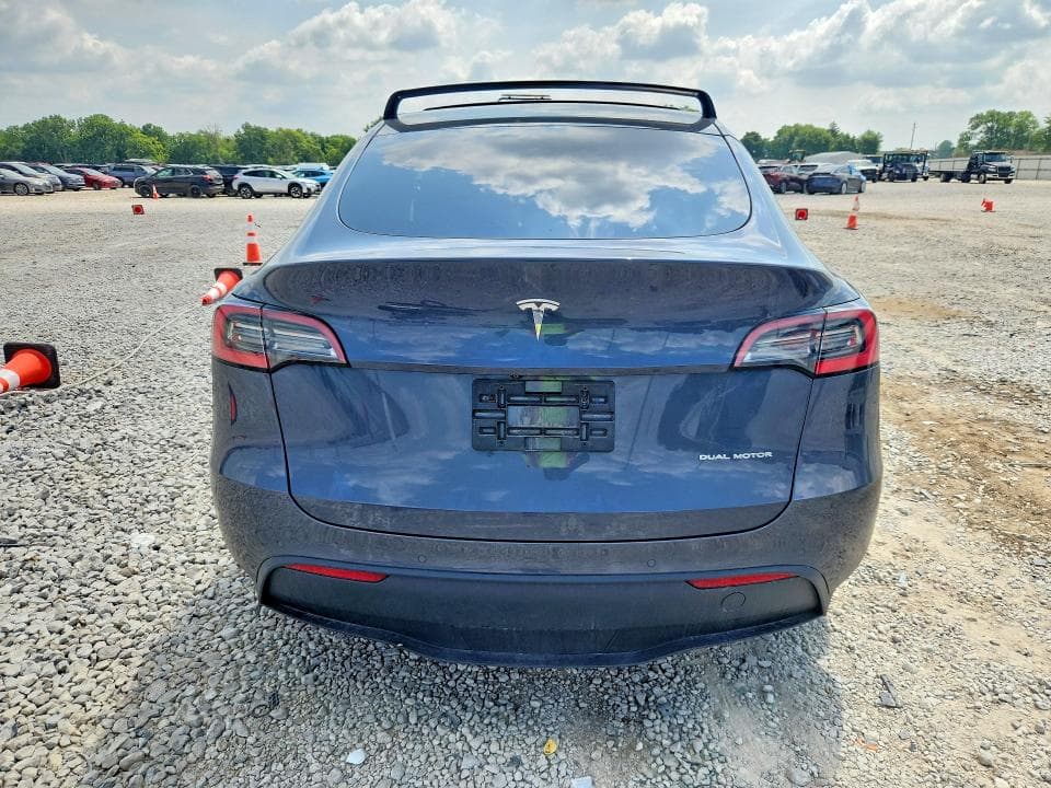 2021 TESLA MODEL Y 6