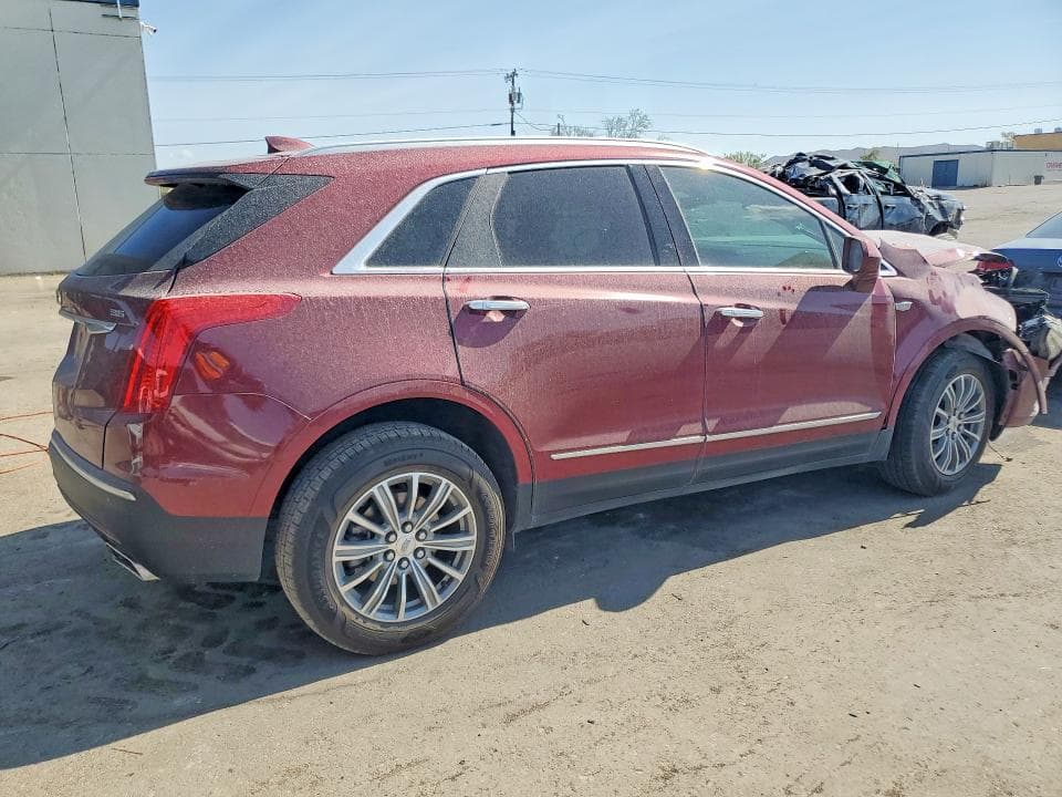 2017 CADILLAC XT5 LUXURY 3