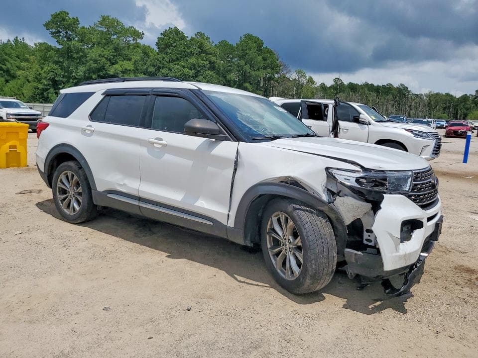 2022 FORD EXPLORER XLT 4