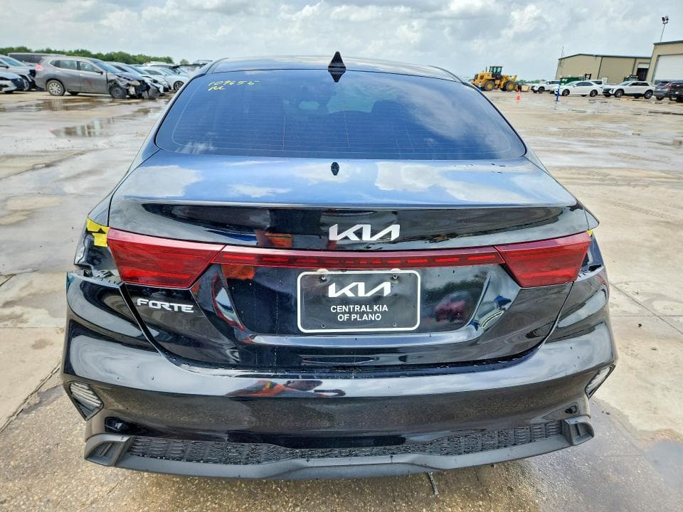 2023 KIA FORTE LXS 6