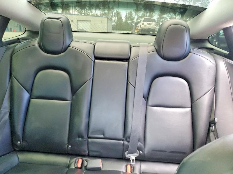 2018 TESLA MODEL 3 10