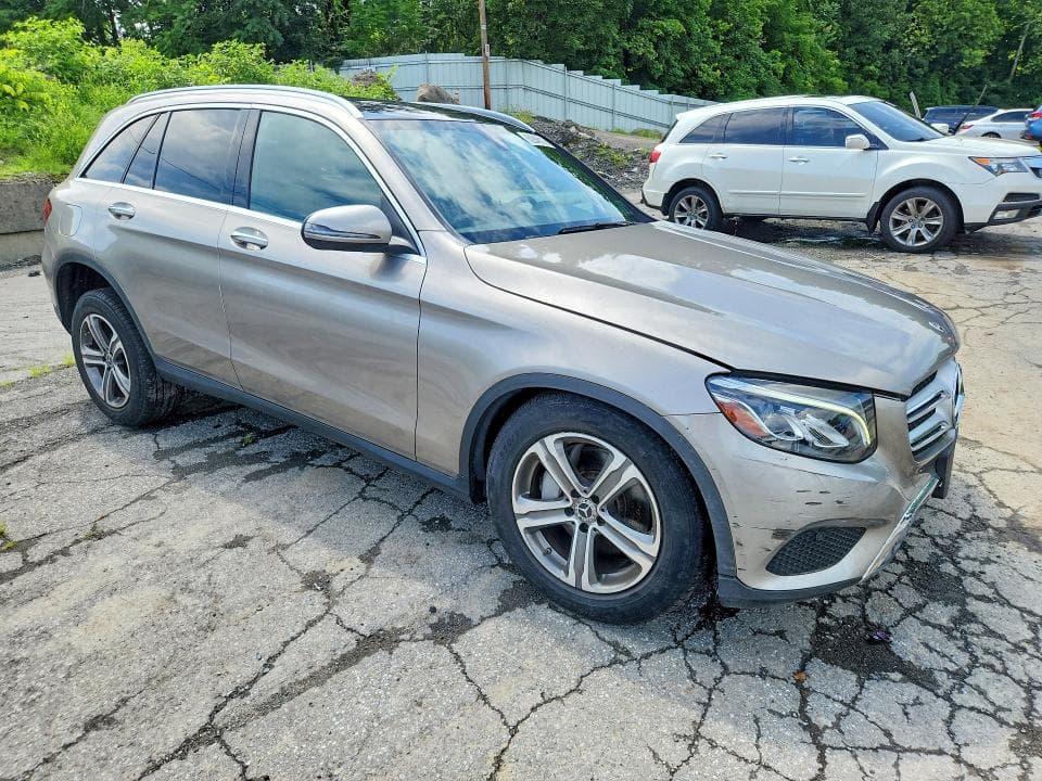 2019 MERCEDES-BENZ GLC 300 4MATIC 4