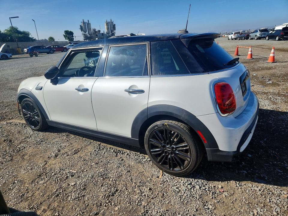 2024 MINI COOPER S 2