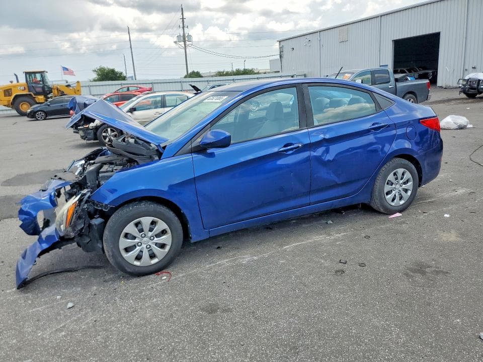 2017 HYUNDAI ACCENT SE - 1