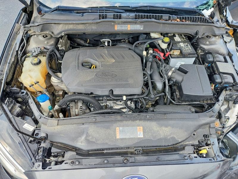 2017 FORD FUSION SE 11