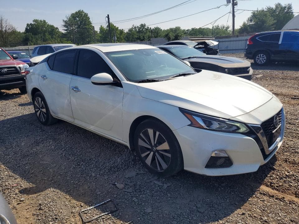 2019 NISSAN ALTIMA SL 4
