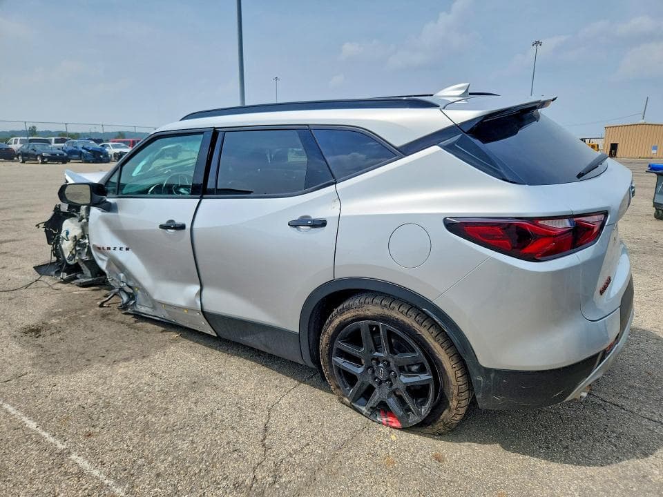 2020 CHEVROLET BLAZER 2LT 2