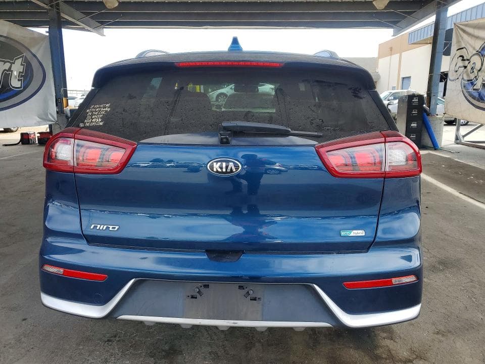2019 KIA NIRO LX 6