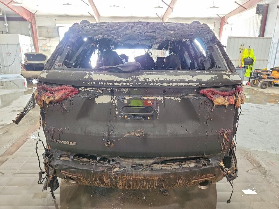 2021 CHEVROLET TRAVERSE LT 6