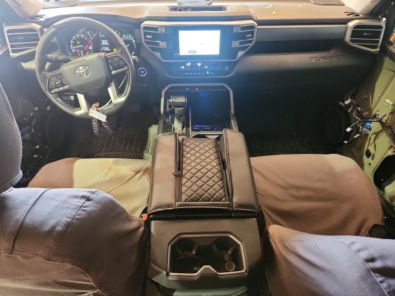 2022 TOYOTA TUNDRA SR5 8