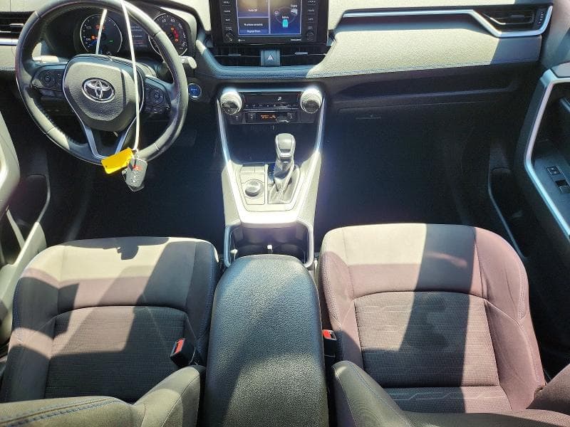 2022 TOYOTA RAV4 SE 8