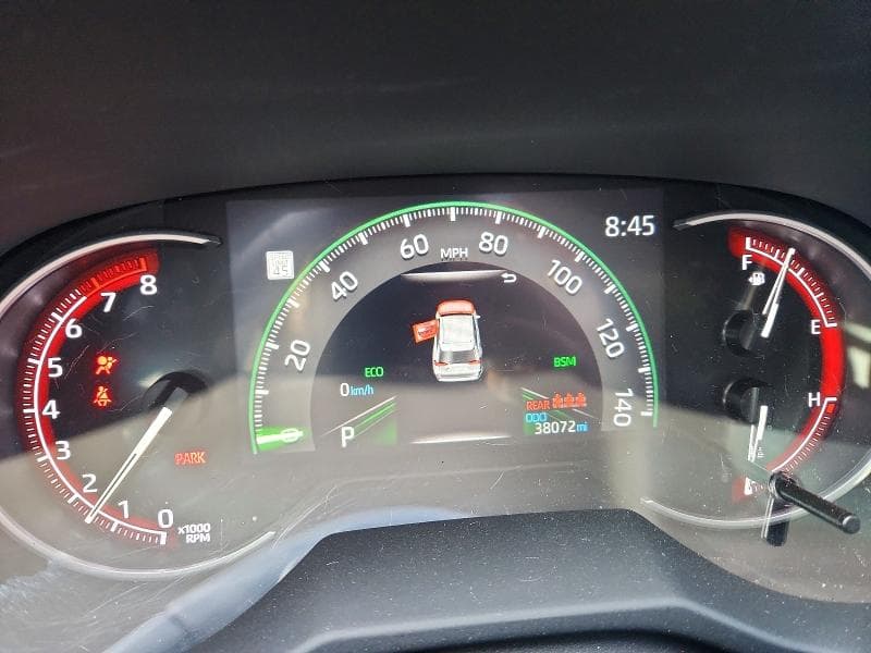 2025 TOYOTA RAV4 XLE PREMIUM 9