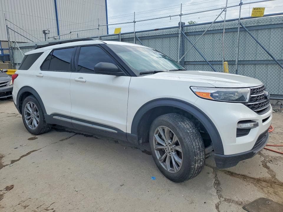 2022 FORD EXPLORER XLT 4