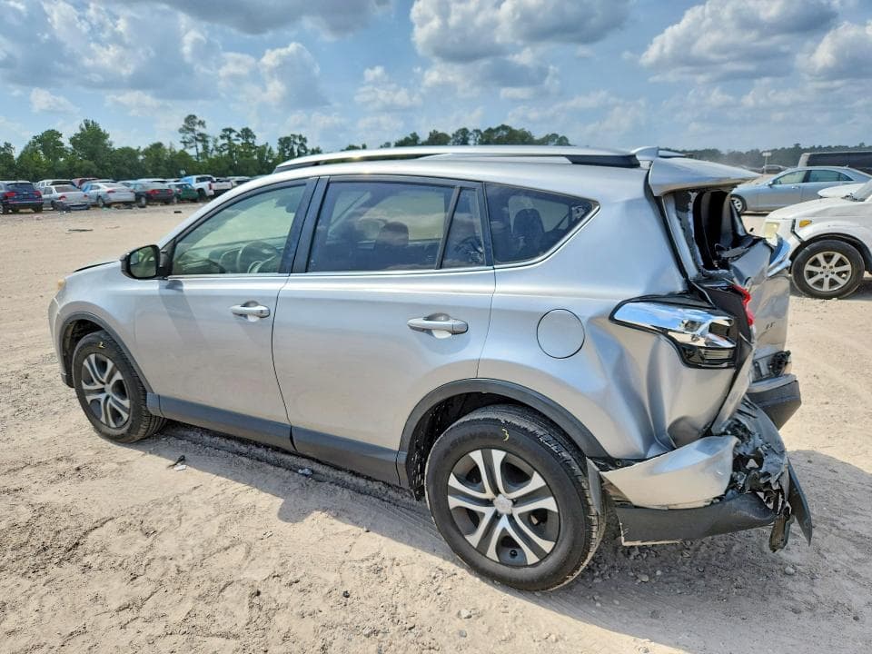 2018 TOYOTA RAV4 LE 2