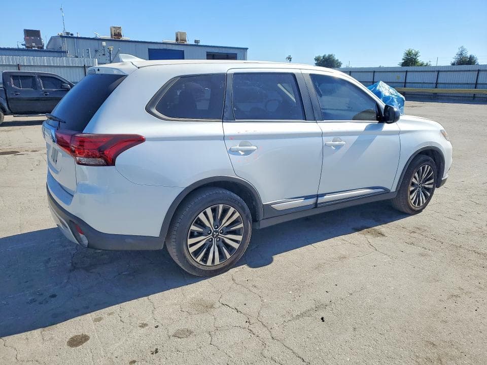 2020 MITSUBISHI OUTLANDER ES 3