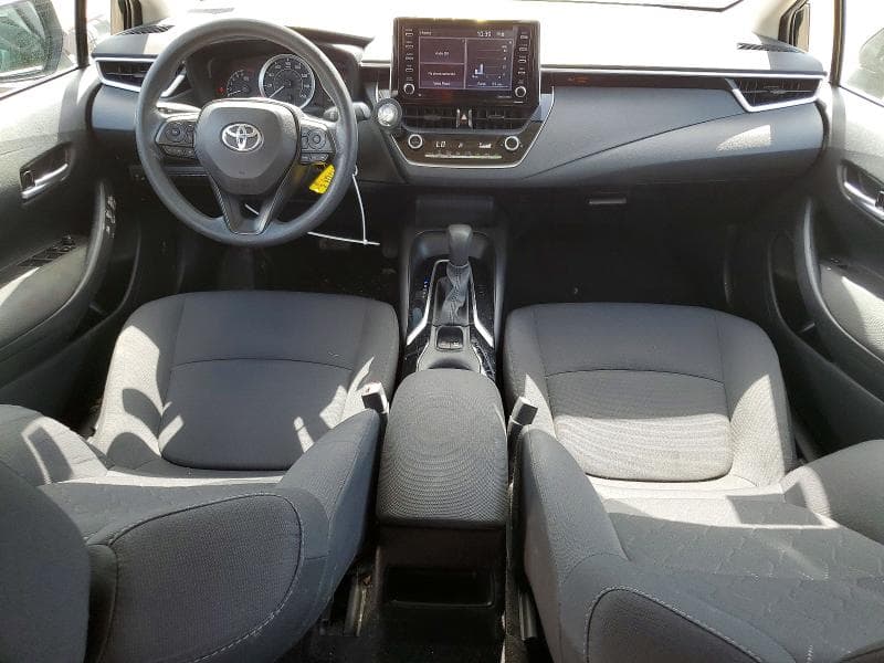 2021 TOYOTA COROLLA LE 8