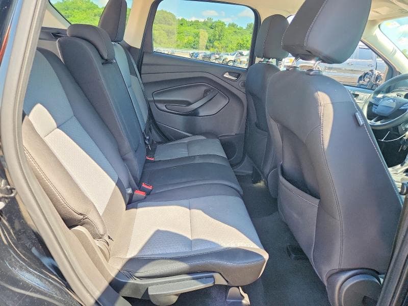 2017 FORD ESCAPE SE 10