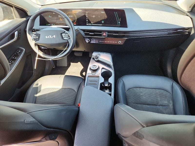 2024 KIA EV6 LIGHT LONG RANGE 8