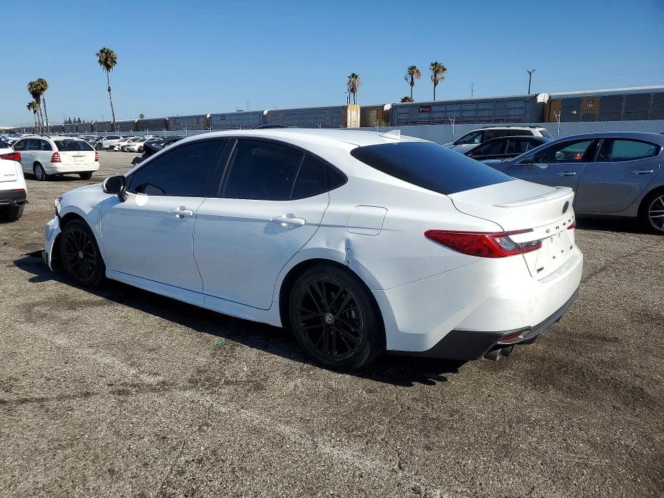 2025 TOYOTA CAMRY SE 2
