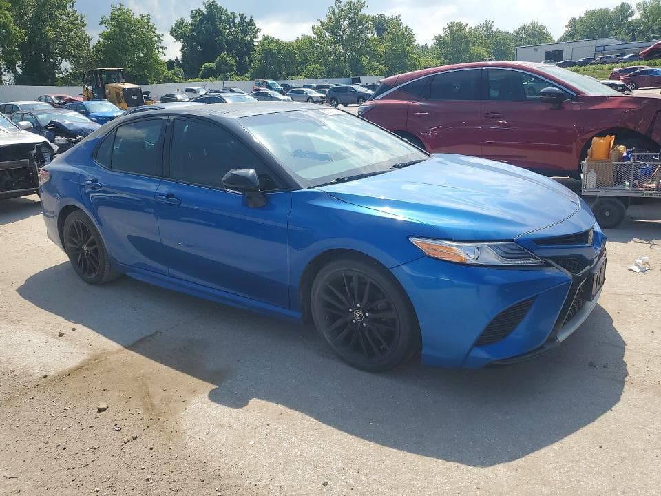 2018 TOYOTA CAMRY XSE V6 4