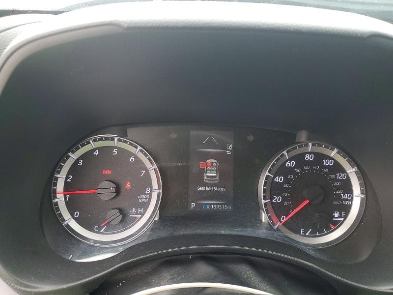 2021 TOYOTA HIGHLANDER L 9