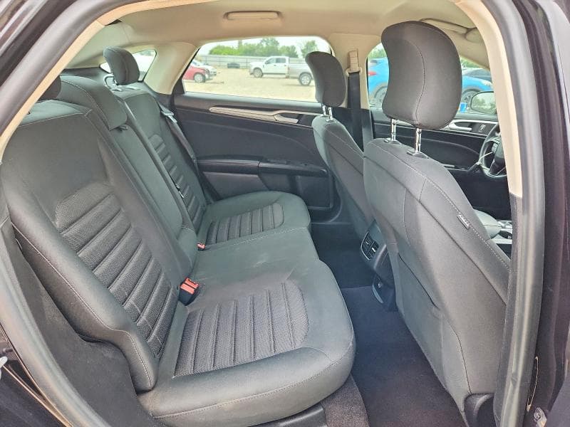 2019 FORD FUSION SE 10