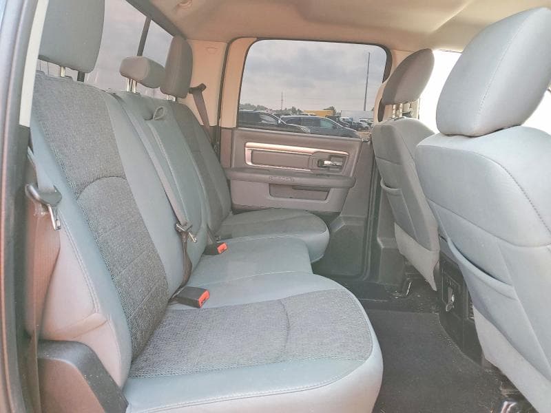 2017 RAM 1500 SLT 10