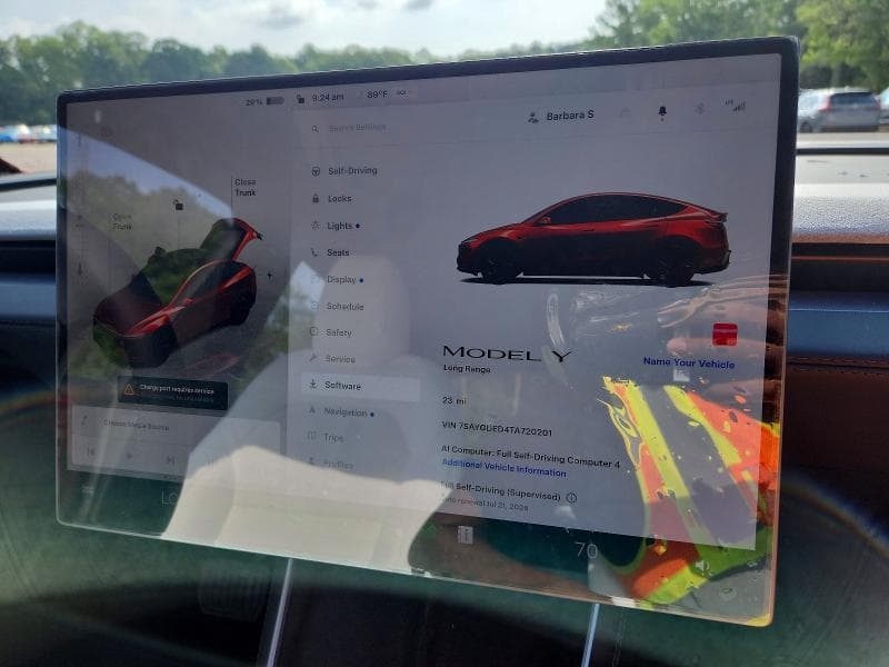 2026 TESLA MODEL Y 9
