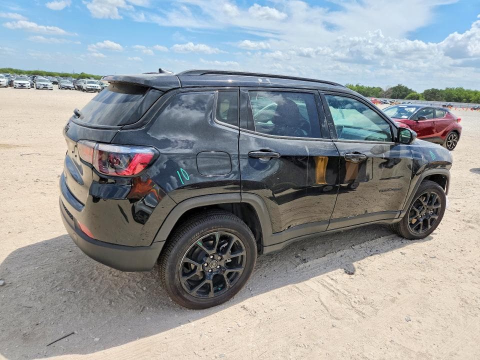 2026 JEEP COMPASS LATITUDE 3