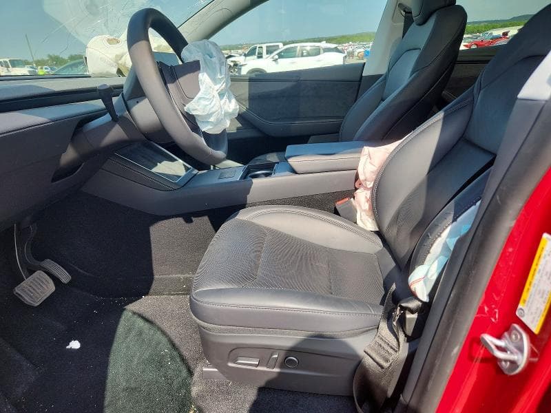 2026 TESLA MODEL  Y 7