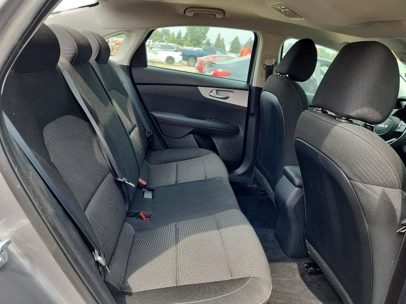 2023 KIA FORTE LXS 10