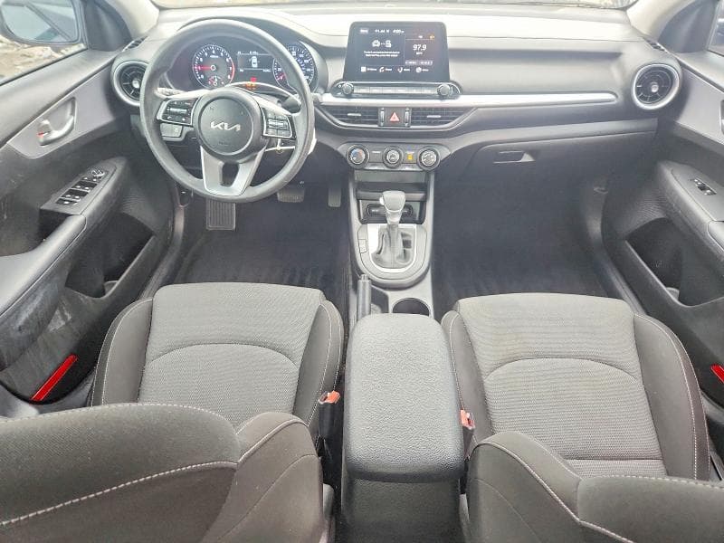 2023 KIA FORTE LXS 8