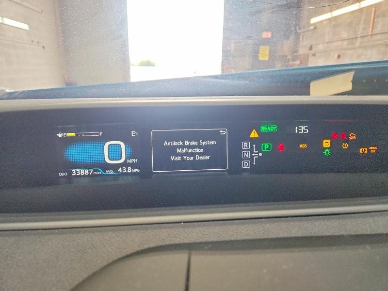 2017 TOYOTA PRIUS PRIME PREMIUM 9