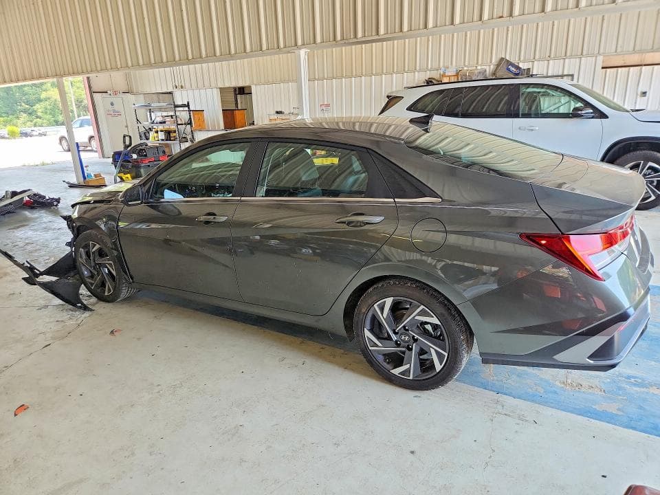 2026 HYUNDAI ELANTRA LIMITED 2