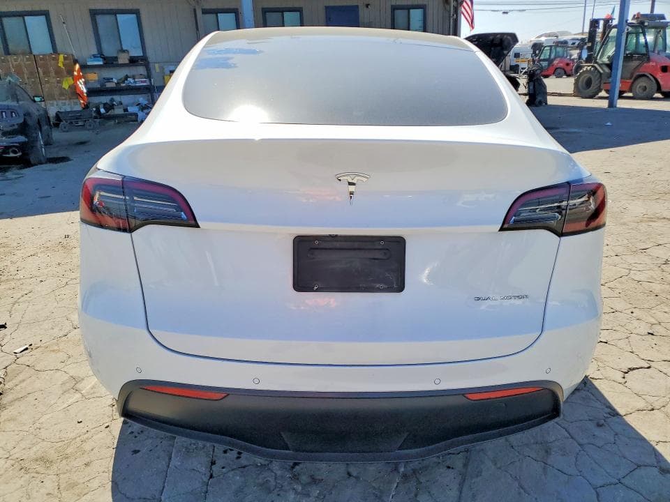2021 TESLA MODEL Y 6