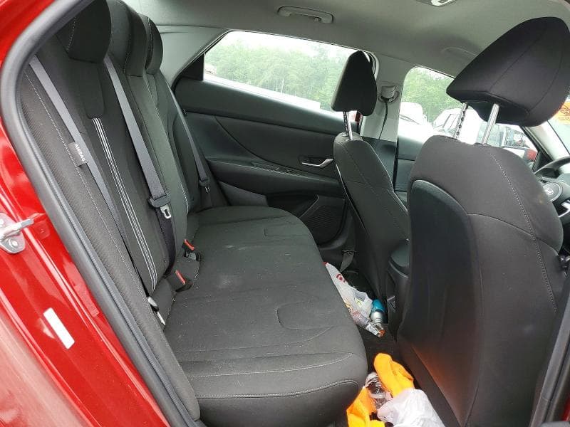 2024 HYUNDAI ELANTRA SEL 10