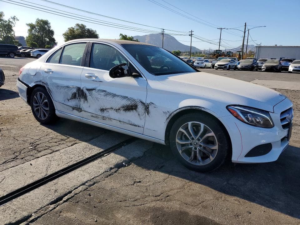 2018 MERCEDES-BENZ C 300 4