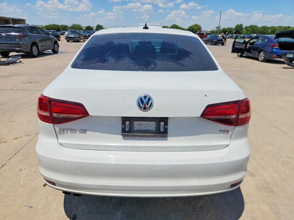 2017 VOLKSWAGEN JETTA SE 6