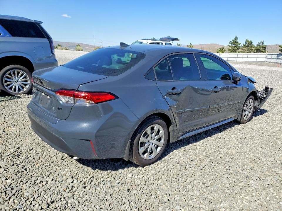 2026 TOYOTA COROLLA LE 3