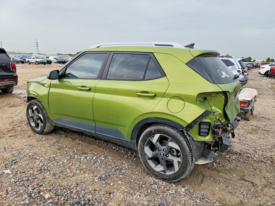 2022 HYUNDAI VENUE SEL 2