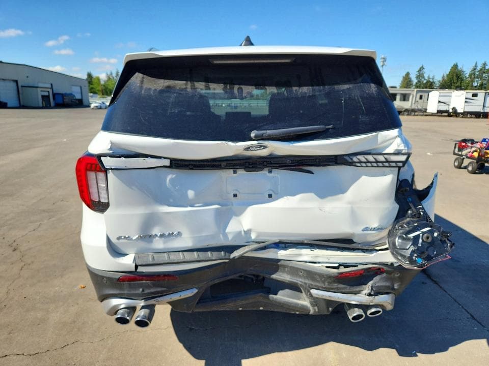 2025 FORD EXPLORER PLATINUM 6