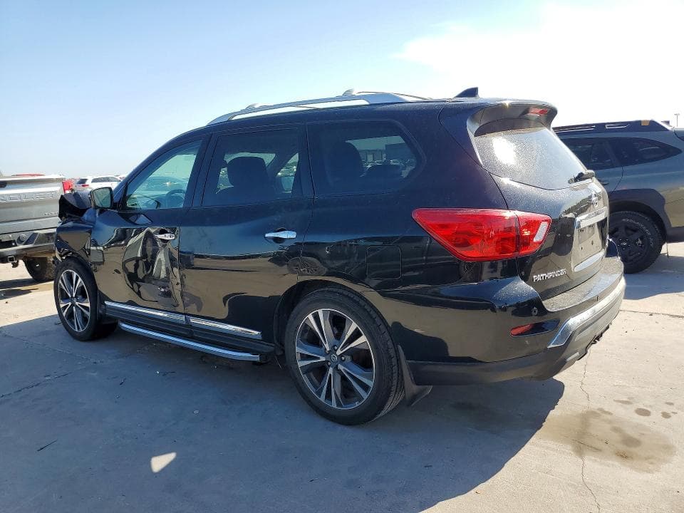 2019 NISSAN PATHFINDER PLATINUM 2